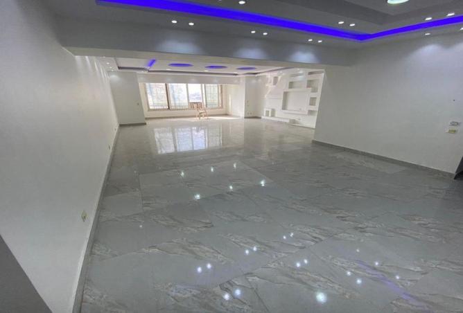 8476973 - Property Image 2