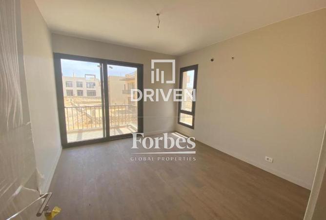 70104652 - Property Image 2