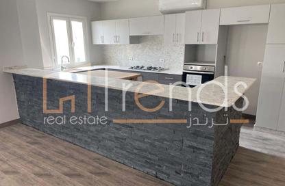 Apartment - 3 Bedrooms - 1 Bathroom for sale in Mountain View Hyde Park - 5th Settlement Compounds - The 5th Settlement - New Cairo City - Cairo