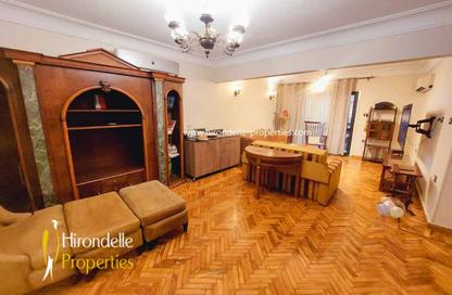 Apartment - 3 Bedrooms - 1 Bathroom for rent in Street 8 - Maadi - Hay El Maadi - Cairo
