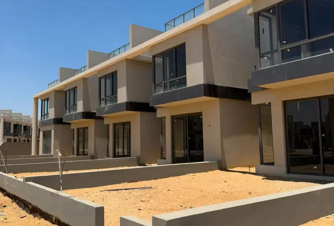 98834613 - Property Image 3
