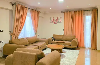 شقة - 3 غرف نوم - 3 حمامات للايجار في شارع اسراء المعلمين - المهندسين - الجيزة