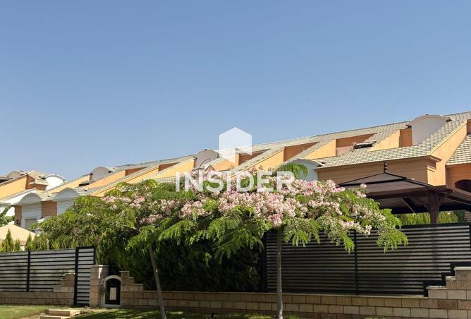108800656 - Property Image 3
