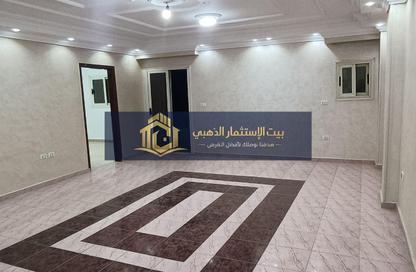 شقة - 3 غرف نوم - 2 حمامات للبيع في الحي الرابع - مدينة 6 أكتوبر - الجيزة