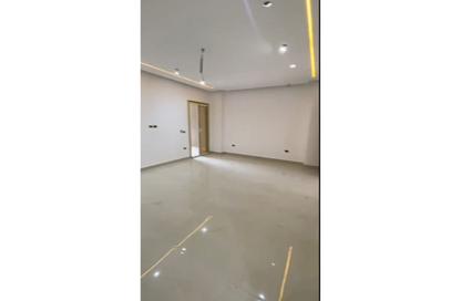 Apartment - 3 Bedrooms - 2 Bathrooms for sale in Mohamed Naguib Axis - Abou El Houl - New Cairo City - Cairo