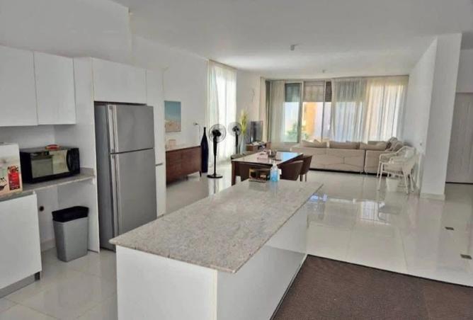 104043632 - Property Image 3