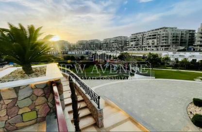 Villa - 3 Bedrooms - 3 Bathrooms for sale in Mountain View iCity - 5th Settlement Compounds - The 5th Settlement - New Cairo City - Cairo