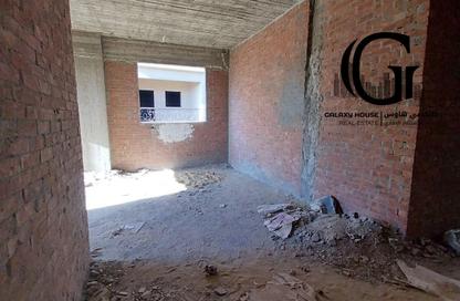 Apartment - 3 Bedrooms - 2 Bathrooms for sale in 3rd Neighborhood - 3rd District East - Shorouk City - Cairo