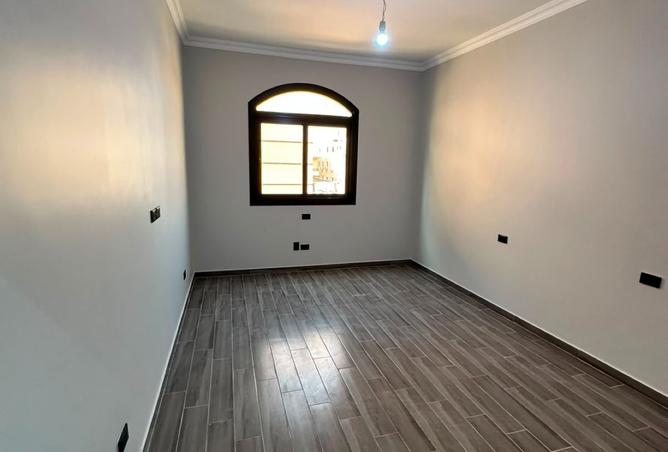 92682043 - Property Image 2