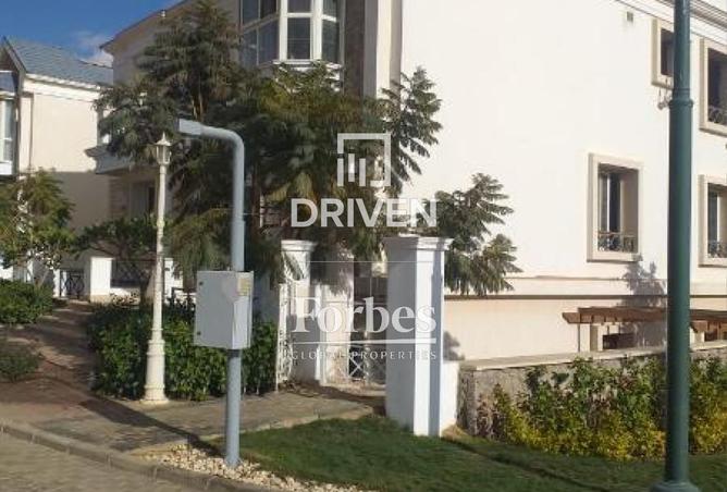 57449687 - Property Image 2