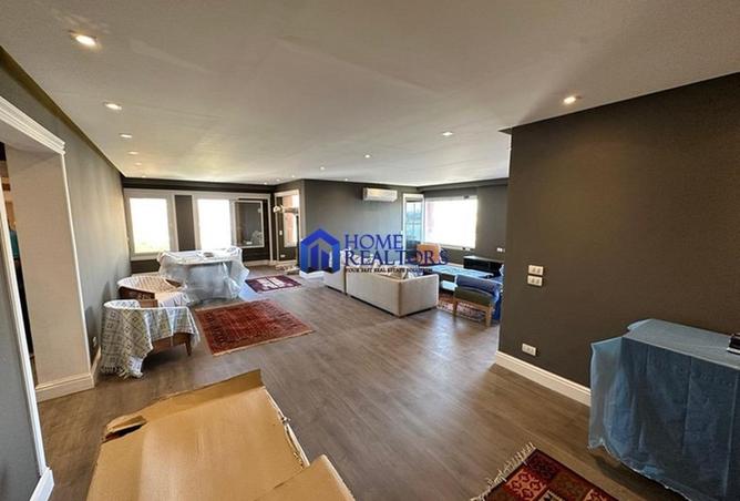 8589310 - Property Image 2