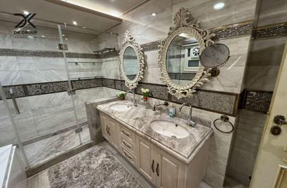 شقة - 6 - 4 للبيع في جليم - حي شرق - الاسكندرية