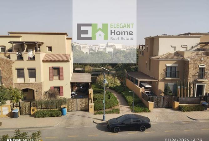 98832773 - Property Main Image
