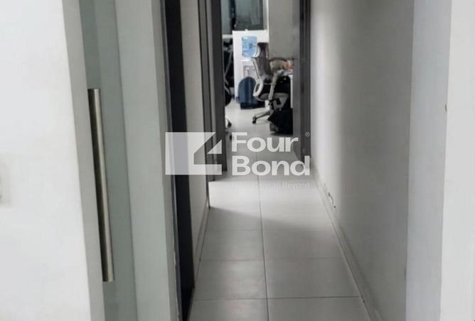 98280186 - Property Image 3