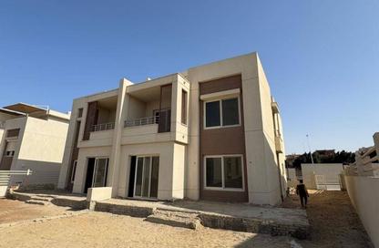 فيلا - 4 غرف نوم - 4 حمامات للبيع في فيفنز الشروق - كمبوندات الشروق - مدينة الشروق - القاهرة