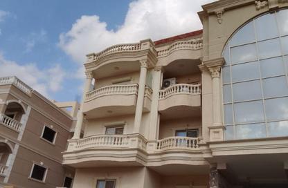 Apartment - 3 Bedrooms - 2 Bathrooms for sale in 1st Neighborhood - 4th District West - Shorouk City - Cairo