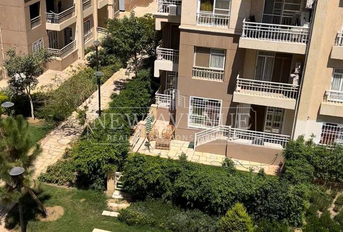 98828729 - Property Image 2