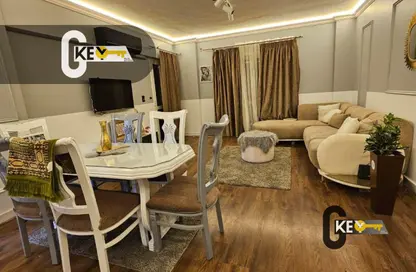 Apartment - 2 Bedrooms - 1 Bathroom for rent in El Rehab Extension - Al Rehab - New Cairo City - Cairo