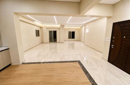 Apartment - 2 Bedrooms - 2 Bathrooms for rent in Al Sadat Axis - The 1st Settlement - New Cairo City - Cairo