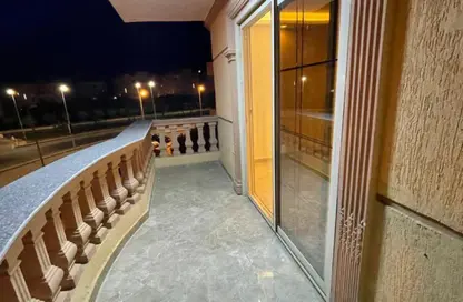 Apartment - 3 Bedrooms - 2 Bathrooms for rent in Street 16 - 11th District - Sheikh Zayed City - Giza