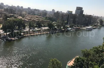 Apartment - 3 Bedrooms - 3 Bathrooms for rent in Al Saleh Ayoub St. - Zamalek - Cairo