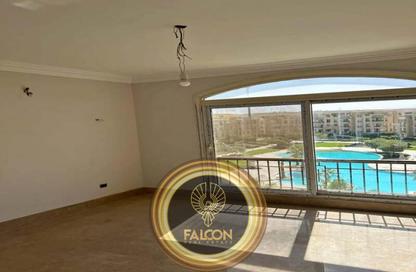 Apartment - 2 Bedrooms - 2 Bathrooms for sale in Stone Residence - 5th Settlement Compounds - The 5th Settlement - New Cairo City - Cairo