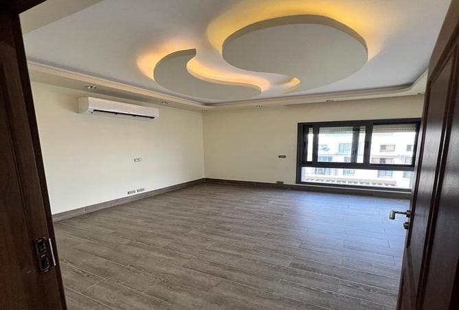 66428467 - Property Image 3