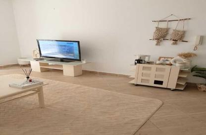 Apartment - 2 Bedrooms - 1 Bathroom for rent in Retaj - South Investors Area - New Cairo City - Cairo