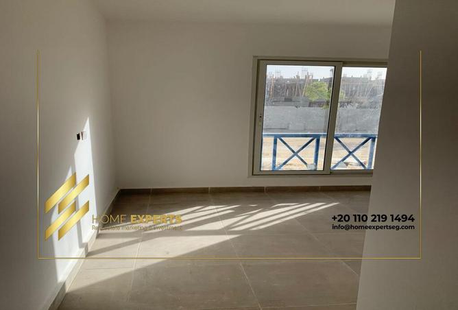 74587487 - Property Image 2