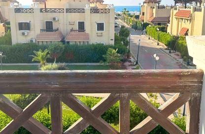 فيلا - 6 غرف نوم - 4 حمامات للبيع في مرسيليا بيتش 3 - مرسيليا - مركز الحمام - الساحل الشمالي