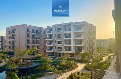 Apartment - 2 Bedrooms - 2 Bathrooms for sale in Taj City - 5th Settlement Compounds - The 5th Settlement - New Cairo City - Cairo
