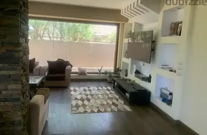 فيلا - 8 غرف نوم - 5 حمامات للايجار في مدينة الشروق - القاهرة فيلا - 8 غرف نوم - 5 حمامات للايجار في مدينة الشروق - القاهرة