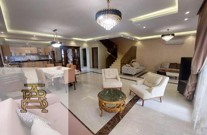 Villa - 4 Bedrooms - 4 Bathrooms for sale in Madinaty - Cairo