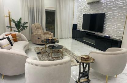 Apartment - 3 Bedrooms - 3 Bathrooms for rent in La Vie - South Investors Area - New Cairo City - Cairo
