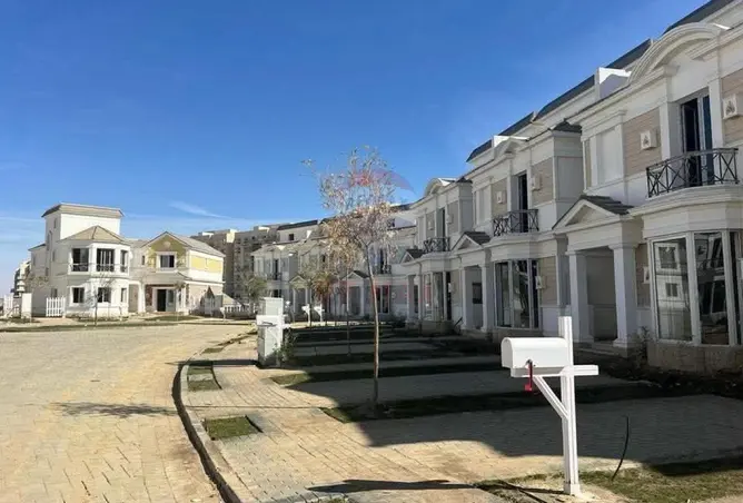 102072459 - Property Image 2