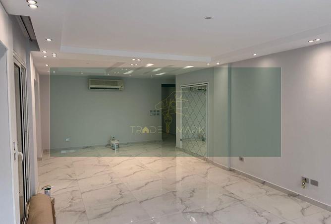 72443037 - Property Image 2