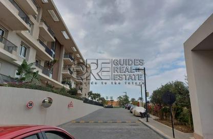 تاون هاوس - 4 - 4 للبيع في بيراميدز هيلز - طريق مصر اسكندرية الصحراوي - مدينة 6 أكتوبر - الجيزة