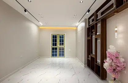 شقة - 2 غرف نوم - 2 حمامات للبيع في البوابة الرابعة القديمة - حورس - حدائق الاهرام - الجيزة