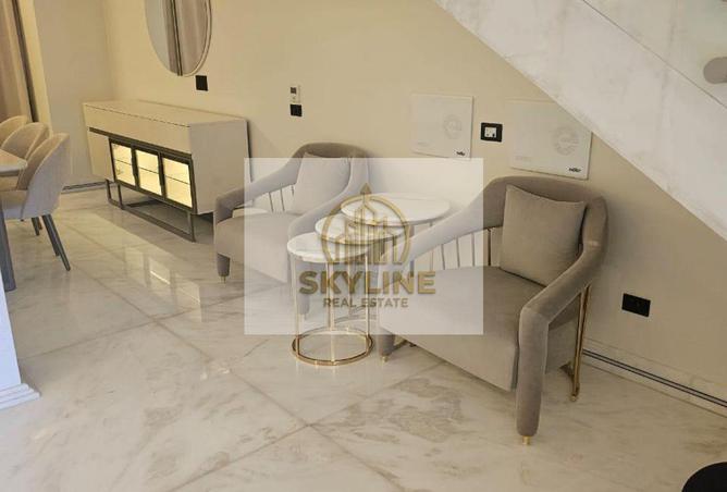 71904017 - Property Image 2