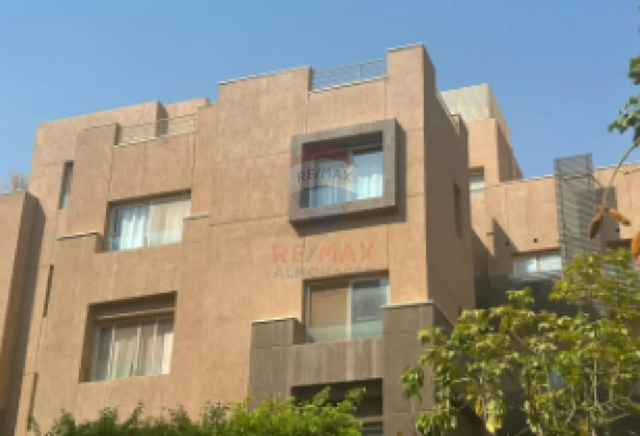 102069070 - Property Main Image