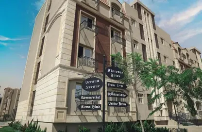 Apartment - 4 Bedrooms - 3 Bathrooms for sale in Rock Vera - 5th Settlement Compounds - The 5th Settlement - New Cairo City - Cairo Apartment - 4 Bedrooms - 3 Bathrooms for sale in Rock Vera - 5th Settlement Compounds - The 5th Settlement - New Cairo City - Cairo
