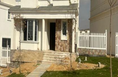 Villa - 3 Bedrooms - 3 Bathrooms for sale in Mountain View 3 - 5th Settlement Compounds - The 5th Settlement - New Cairo City - Cairo