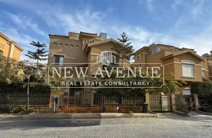 Villa - 4 Bedrooms - 4 Bathrooms for sale in Dyar Park - Ext North Inves Area - New Cairo City - Cairo