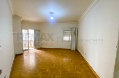 Apartment - 4 Bedrooms - 4 Bathrooms for sale in Kafr Abdo - Roushdy - Hay Sharq - Alexandria