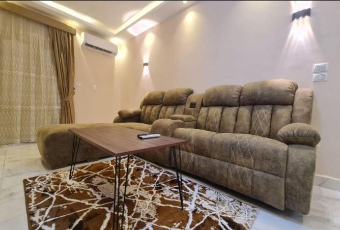 8655600 - Property Image 3