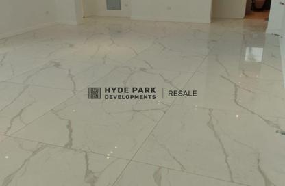 Apartment - 3 Bedrooms - 3 Bathrooms for sale in Park Corner - Hyde Park - New Cairo City - Cairo