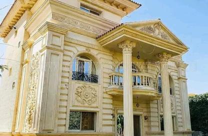 Villa - 5 - 5 for sale in Royal City - Sheikh Zayed Compounds - Sheikh Zayed City - Giza