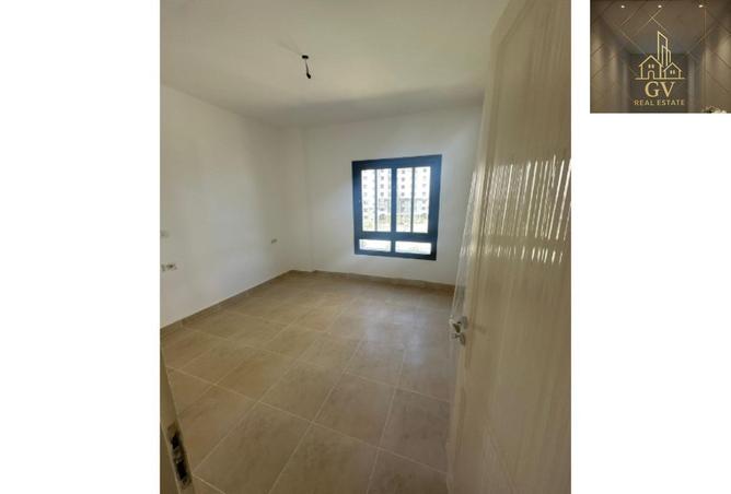 66954158 - Property Image 3