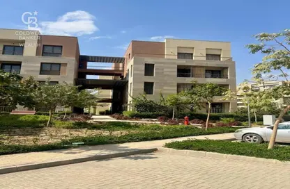 Apartment - 2 Bedrooms - 3 Bathrooms for sale in District 5 - 5th Settlement Compounds - The 5th Settlement - New Cairo City - Cairo