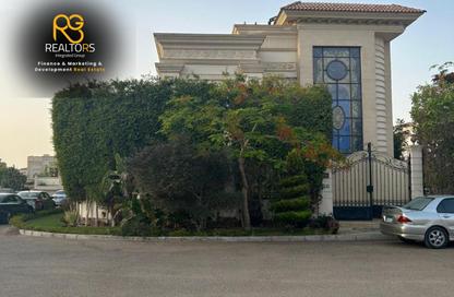 Villa - 4 - 4 for sale in Royal City - Sheikh Zayed Compounds - Sheikh Zayed City - Giza